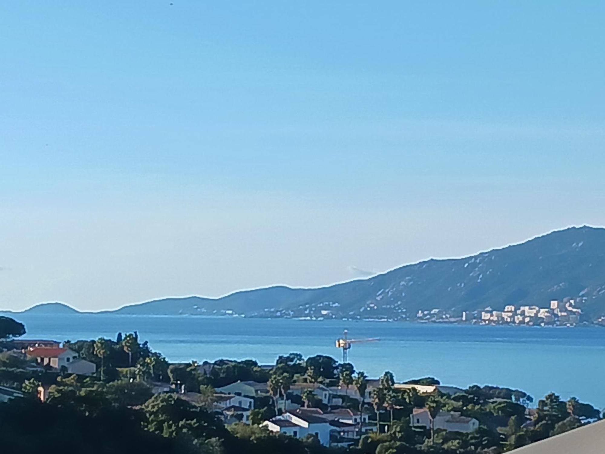 Studio Avec Terasse Vue Mer Porticcio  Exteriér fotografie